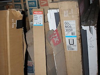 Velux dakramen en onderdelen in grote hoeveelheid. diverse uitvoeringen en afmetingen. - afbeelding 5 van  5