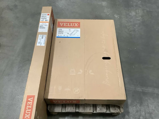 Velux ggl mk04 2070 tuimelvenster 78x98cm - afbeelding 2 van  4