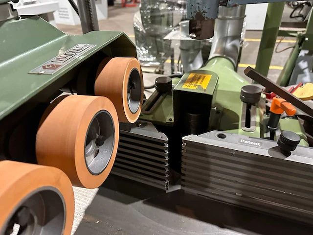 Vema - 1990 - tf m - tafel- en spilfreesmachine - afbeelding 5 van  8