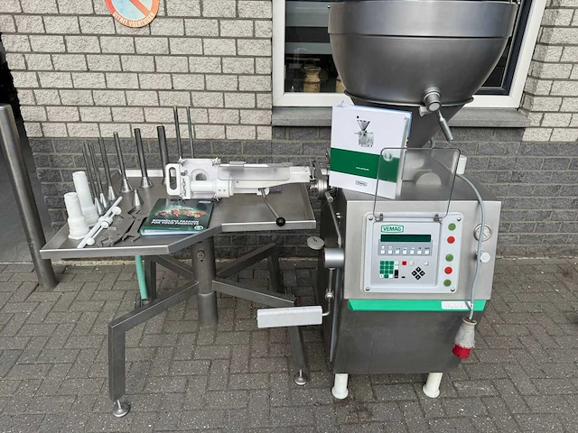 Vemag - 2011 - robby filler - vacuümvulmachine - afbeelding 1 van  11