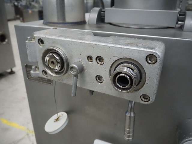 Vemag - afbeelding 2 van  16