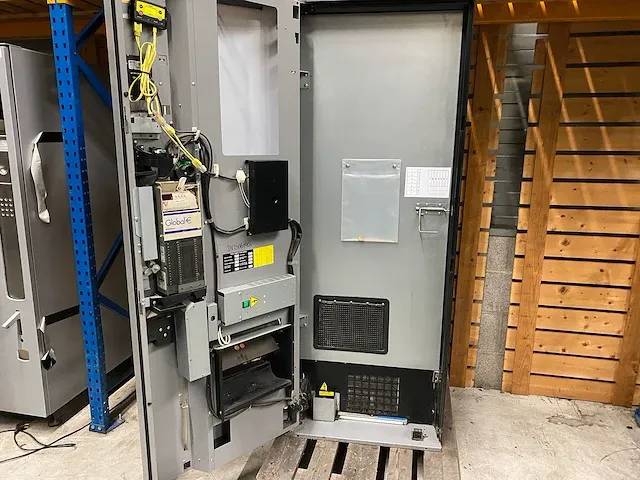 Vendo - 189 - vending machine - afbeelding 5 van  6