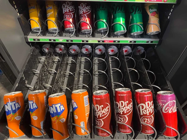 Vendo - 2617008328 - snoepautomaat - vending machine - afbeelding 9 van  10