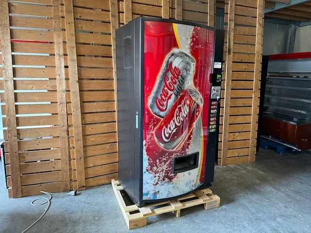 Vendo - 392 - frisdrankautomaat - vending machine - afbeelding 4 van  11