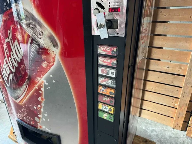 Vendo - 470 - frisdrankautomaat - vending machine - afbeelding 3 van  9