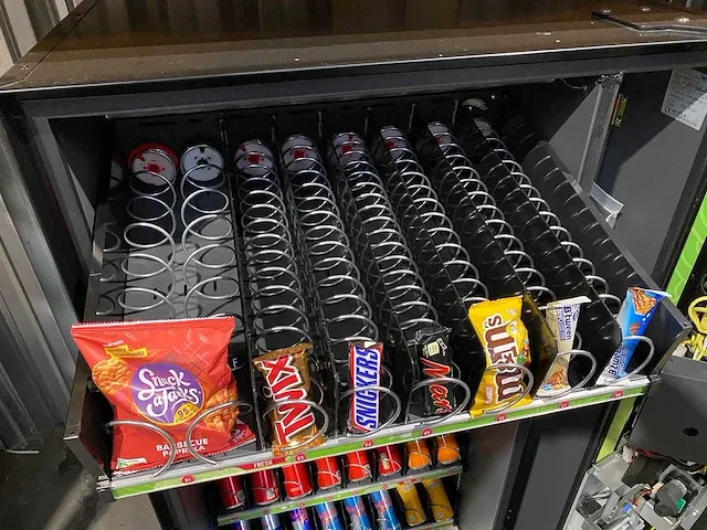 Vendo - g-snack sve bs8 - snoepautomaat - vending machine - afbeelding 10 van  11