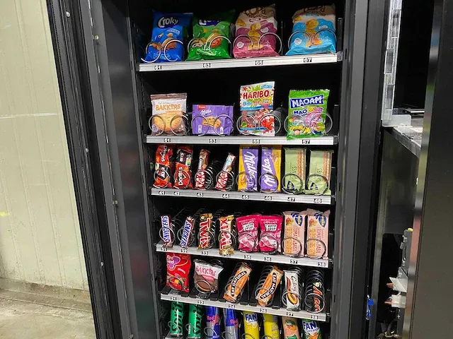 Vendo - g-snack sve sm8 - combi - vending machine - afbeelding 9 van  11