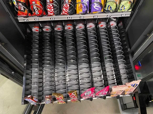 Vendo - g-snack sve sm8 - combi - vending machine - afbeelding 11 van  11