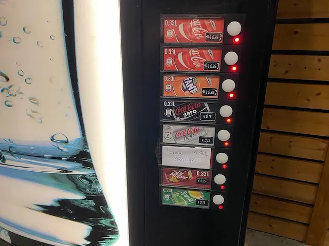 Vendo - sve 550 - frisdrank - vending machine - afbeelding 4 van  10