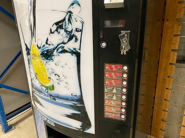 Vendo - sve 550 - frisdrank - vending machine - afbeelding 5 van  10