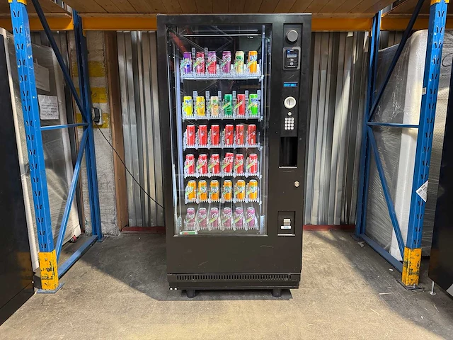 Vendo - sve dr6 g-drink - frisdrankautomaat - vending machine - afbeelding 1 van  10