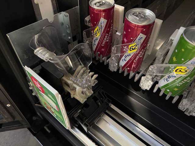 Vendo - sve dr6 g-drink - frisdrankautomaat - vending machine - afbeelding 8 van  9