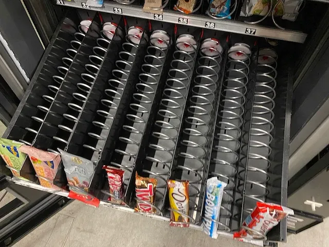 Vendo - sve gsf - snack - vending machine - afbeelding 10 van  10