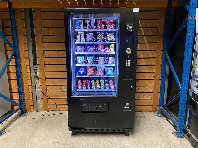 Vendo - sve gsf - snack - vending machine - afbeelding 1 van  10