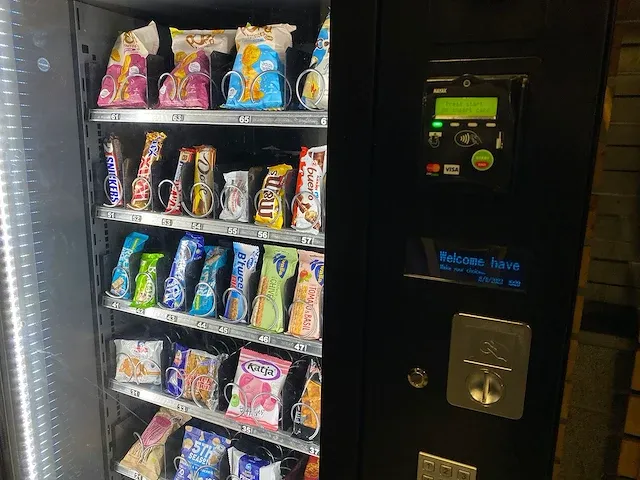 Vendo - sve sm8 - snack - vending machine - afbeelding 4 van  8