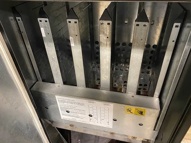 Vendo - v100-5 - frisdrankautomaat - vending machine - afbeelding 2 van  11