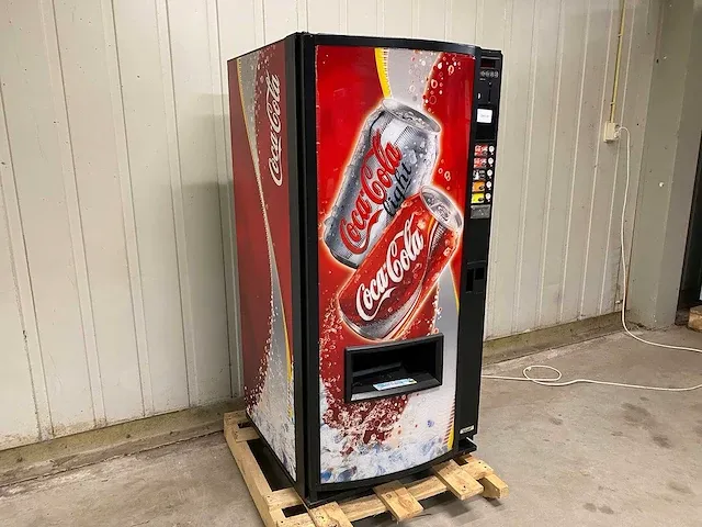 Vendo - v100-5 - frisdrankautomaat - vending machine - afbeelding 4 van  11