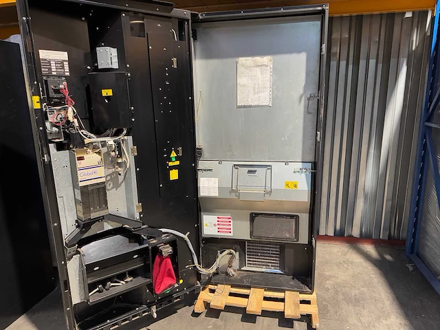 Vendo - v544 - frisdrankautomaat - vending machine - afbeelding 7 van  10