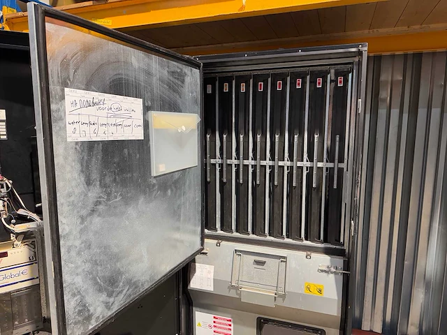 Vendo - v544 - frisdrankautomaat - vending machine - afbeelding 9 van  10