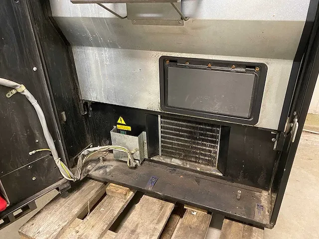 Vendo - vdi 544 - frisdrankautomaat - vending machine - afbeelding 10 van  10