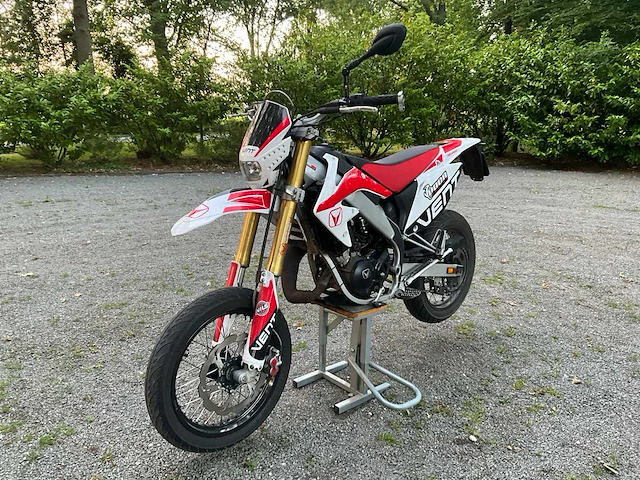 Vent - schakelbrommer - derapage 50 rr - bromfiets - afbeelding 1 van  30