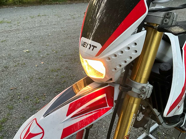 Vent - schakelbrommer - derapage 50 rr - bromfiets - afbeelding 16 van  30