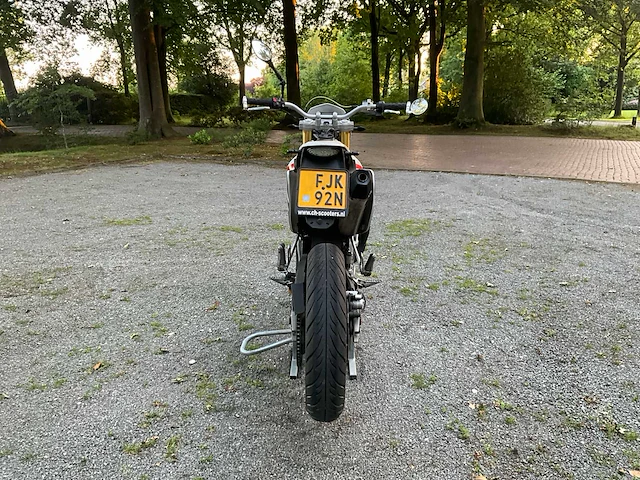 Vent - schakelbrommer - derapage 50 rr - bromfiets - afbeelding 26 van  30