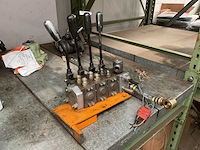 Ventielblok - afbeelding 1 van  3