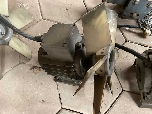 Ventilator (3x) - afbeelding 3 van  4