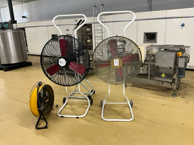 Ventilator (4x) - afbeelding 1 van  2