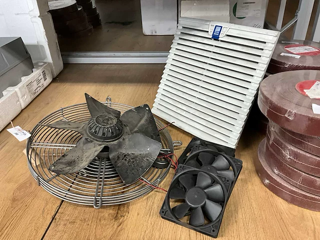 Ventilator (5x) - afbeelding 1 van  6