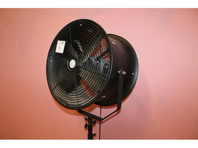 Ventilator benel turbo windtunnel 1000 rf op statief met hoogte 132 cm. - afbeelding 1 van  3