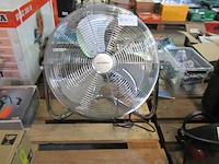 Ventilator hyundai, 4 standen - afbeelding 1 van  2