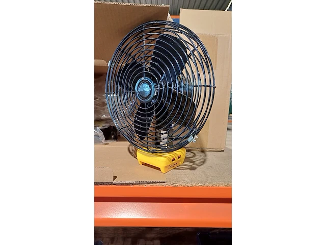 Ventilator op accu - 8 inch, sanderz, 2025 - afbeelding 2 van  4