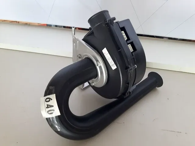 Ventilator van cv-ketel - afbeelding 1 van  3