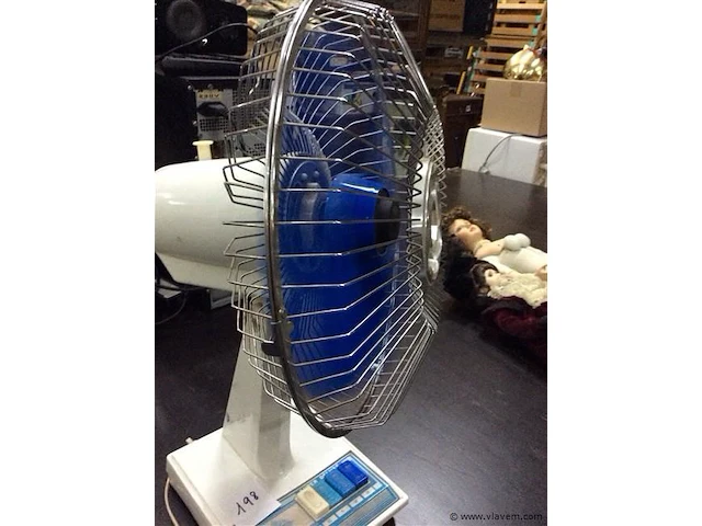 Ventilator ( werkend ) - afbeelding 2 van  2