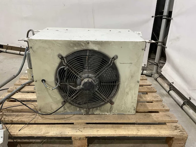 Ventilator - afbeelding 5 van  8