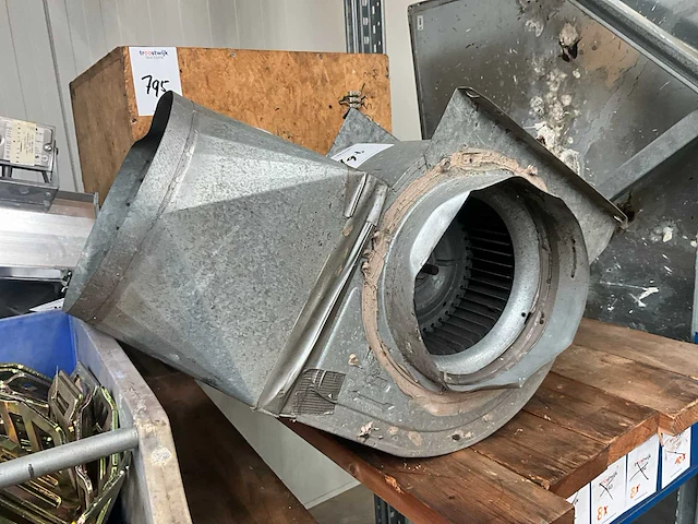 Ventilator - afbeelding 1 van  5