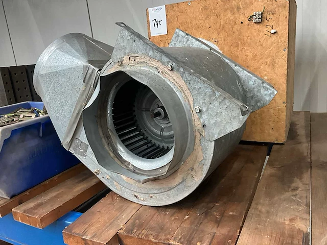 Ventilator - afbeelding 3 van  5