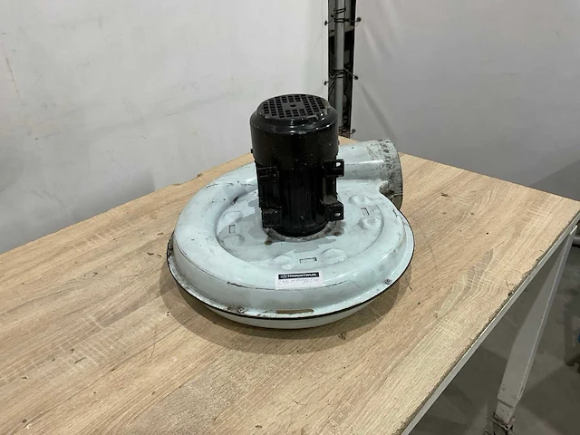 Ventilator - afbeelding 2 van  5