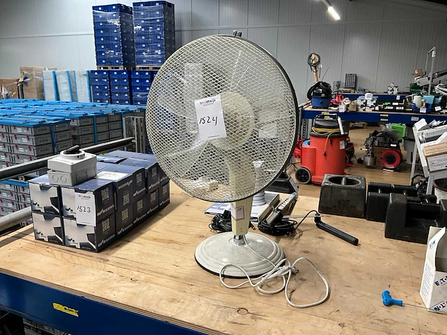 Ventilator - afbeelding 1 van  3