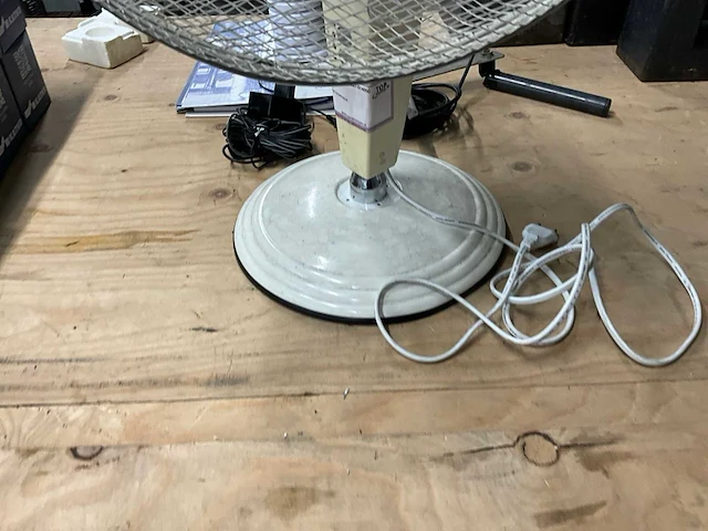Ventilator - afbeelding 2 van  3