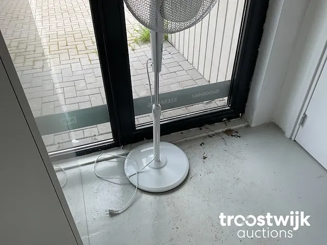 Ventilator - afbeelding 2 van  5