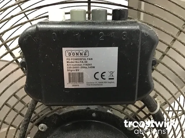 Ventilator - afbeelding 2 van  2