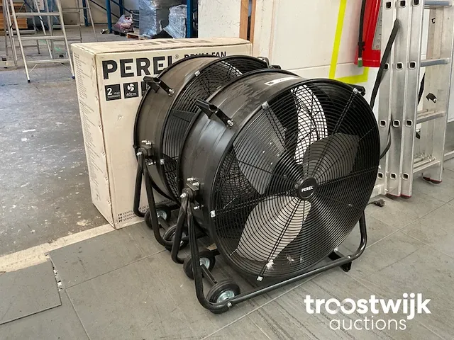 Ventilator - afbeelding 1 van  2