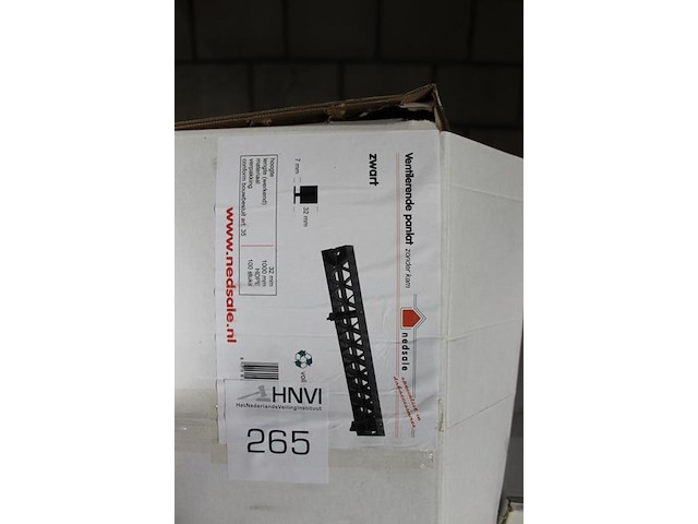 Ventilerende panlatten zonder kam netsale, ca. 300 stuks a 1 meter. - afbeelding 2 van  2