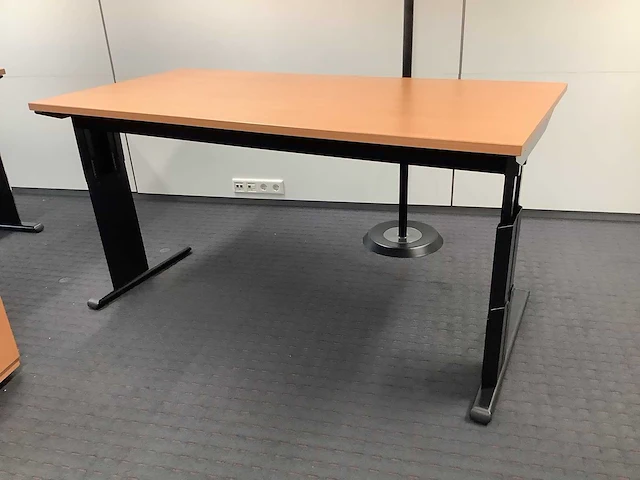 Vepa - bureau - afbeelding 1 van  4