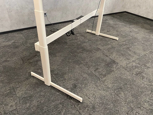 Vepa/ buzzispace - elektrisch zit-sta bureau 180x80 - afbeelding 18 van  20