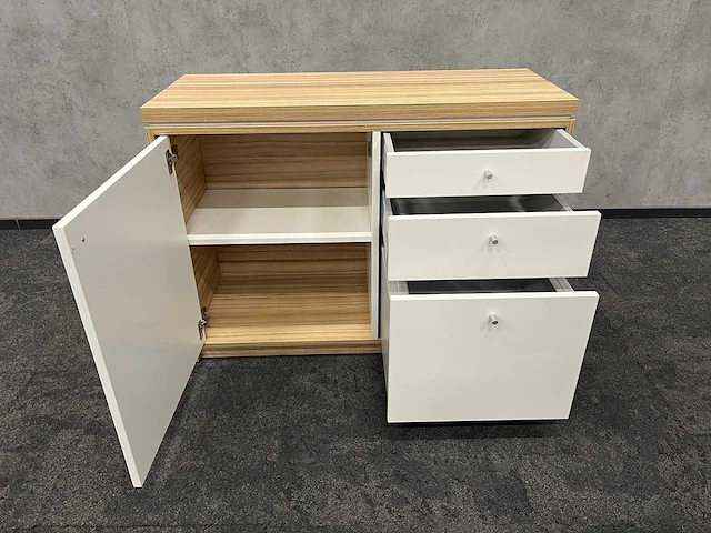 Vepa/ drentea - lage houten kast - afbeelding 3 van  9