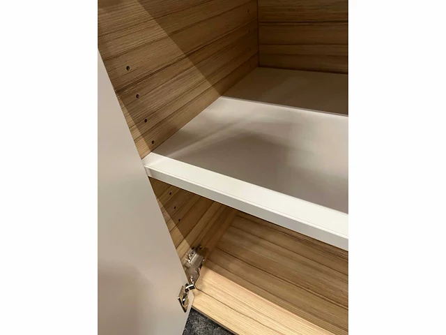 Vepa/ drentea - lage houten kast - afbeelding 8 van  9